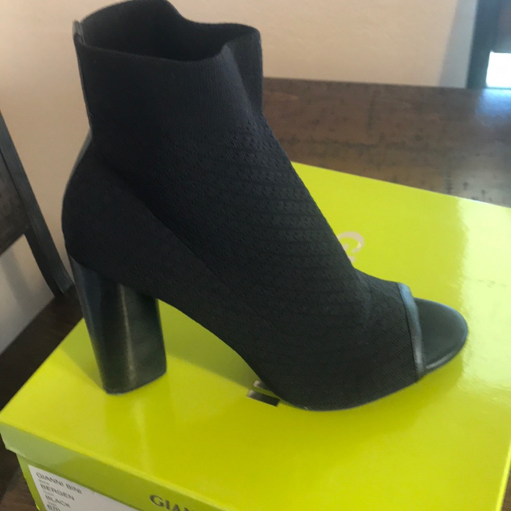 Gianni Bini Bergen Booties!